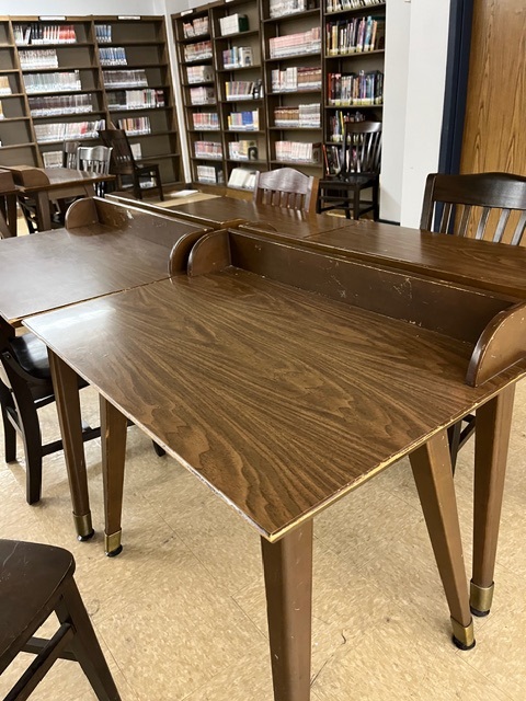 Image of ledge table